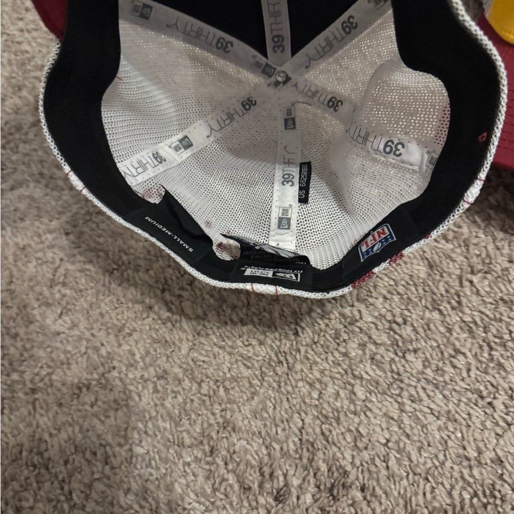 Rare Redskins Hats - Picture 3 of 4